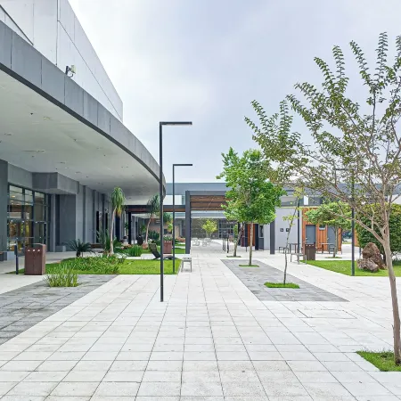 Prédio prox Aut Interlagos Hub Boa Vista Отели рядом с достопримечательностью «Концертный зал Credicard Hall»