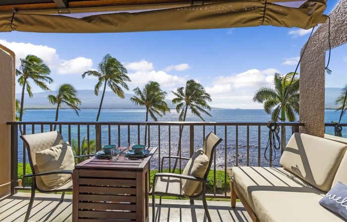 Maalaea Banyans by Coldwell Banker Island Vacations