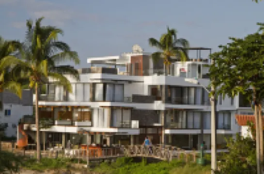 Golden Bay Galapagos Hotel di 