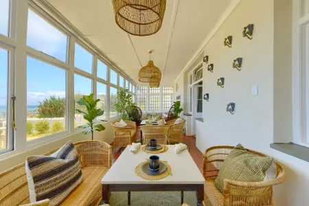 Stoep By Ideas Cartel Отели рядом с достопримечательностью «St James Beach, Kalk Bay»