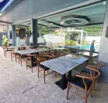 Lucky Tito Coron Dive Resort