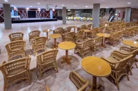 Hotel Canada Palace Hotel di Calafell