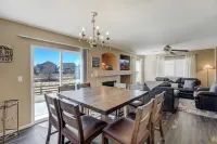 Silver Lining Trails & Peaks BBQ Dog-friendly