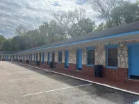 Hospitality Inn Hotels near Edmund Pettus Bridge