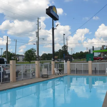 Days Inn by Wyndham Nashville Airport