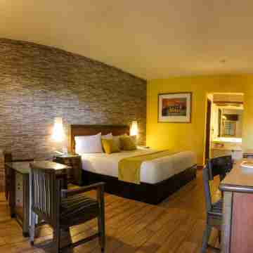 Hotel Colonial Mexicali Rooms