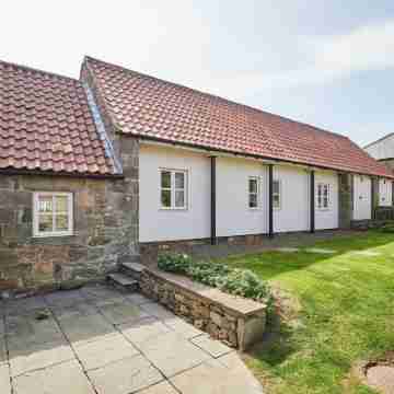 Host Stay Blue Barn Hotel Exterior
