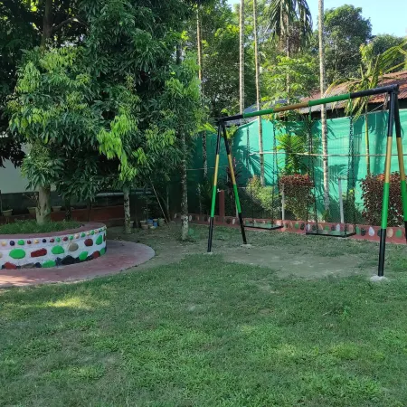 Homocation Manas Green Homestay