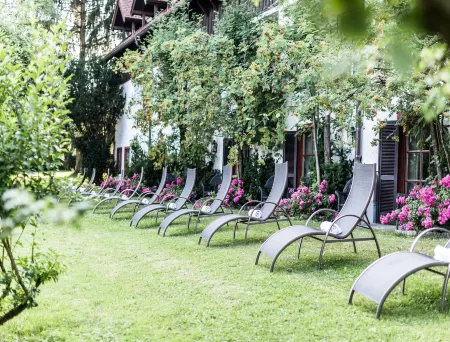 Salzburg Hotel Holznerwirt Отели в г. Ойгендорф