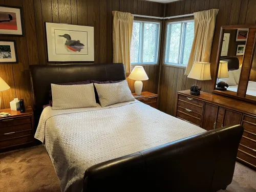 3 Bed 2 Bath cabin nestled in the pines between Leadville and Turquoise Lake.