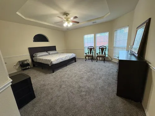 Spacious 5 Bedroom Home - Gym - Office - Games -  Near PGA Frisco & Universal