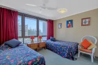 Carool Holiday Apartments