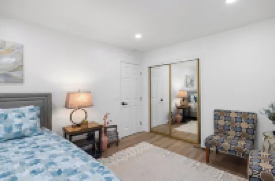 Spacious 4-bedroom house in delightful Marina with WiFi