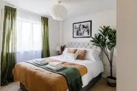 5 beds in 4 bedrooms Jungle House
