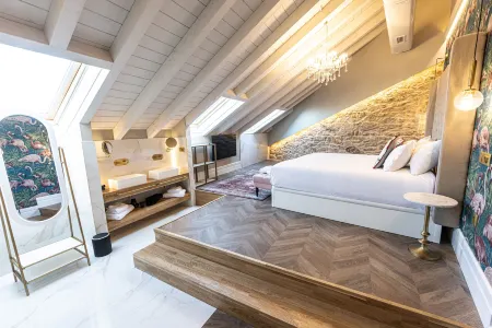 Hospedium Hotel Barómetro de Camariñas Отели в г. Вимьянсо