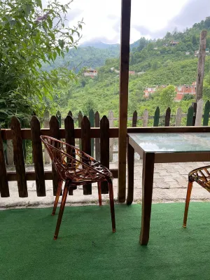 Aho 103 dağ manzaralı Oda Hotel di Surmene