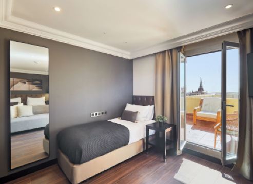 Hotel Cortes Rambla