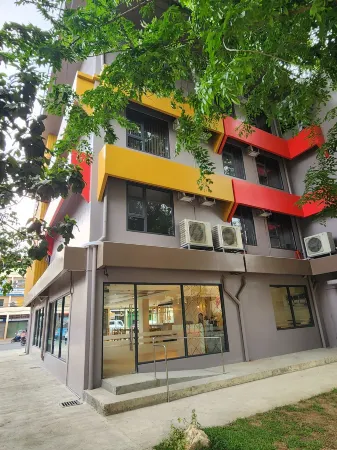 Travelite Express Hotel la Union Отели рядом с достопримечательностью «Vmn resort»