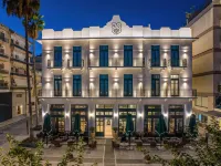 Grand Hotel Kalamata Hotels near Navarino street playground