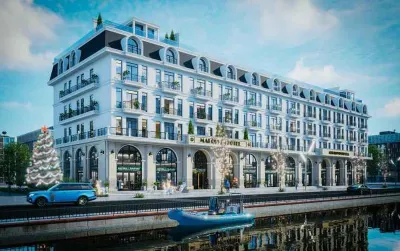 Ao Tien Harbour Boutique Hotel Các khách sạn gần Hải đăng Phương Đông Vân Đồn