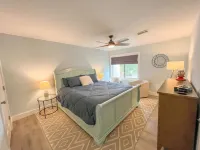 Condo w/ Pool 2BR Close to beach Free WiFi