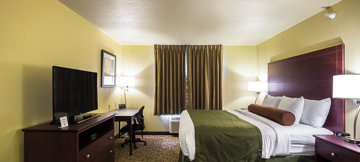 Cobblestone Inn & Suites - Altamont Hotels in Effingham County