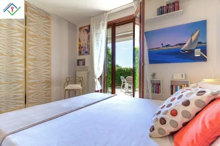 House Of Paintings by TuscanyWeGo