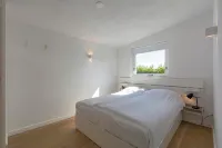Bungalow in Netherlands with Garden & Trampoline