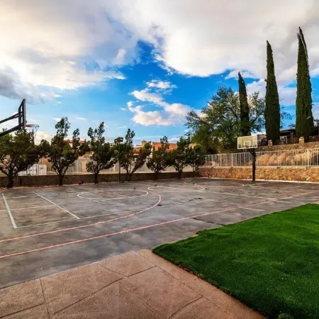 MTV Rented Million Dollar Mansion