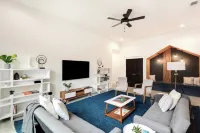 Luminous and Cozy 3BR 2Bath Escape