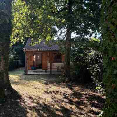 Petite Maison Atypique Avec Jardin Ombagé Parfait Pour des Vacances en Famille Hotel Exterior