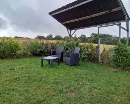 Furnished cottage "les Azalés" Hotels in Ploermel