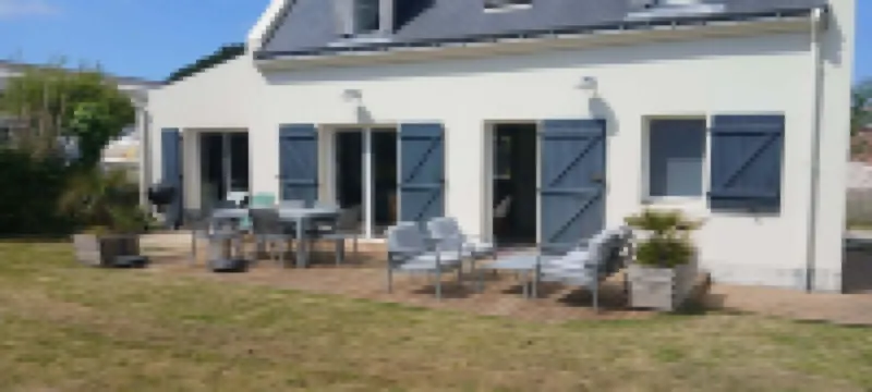 NEW DETACHED HOUSE 4 BEDROOMS GARDEN SAUZON BEAUTIFUL ISLAND AT SEA 貝勒島酒店