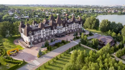 Orlovsky Park-Hotel Khram Sv. Nikolaya 주변 호텔