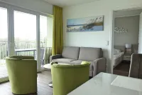 NEW: Apartment on the beachfront with infrared cabin and balcony
