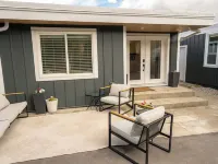 Serenity: Rockcliffe Getaway Hotels in Oliver