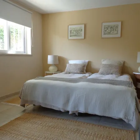Large studio apartment in a very quiet and green area