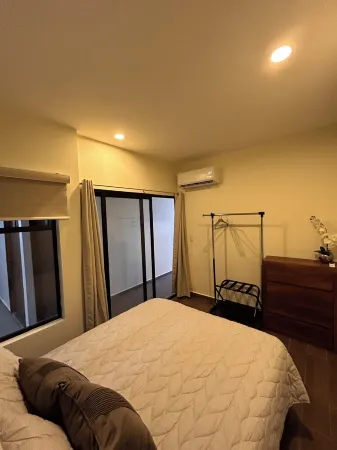 Stunning Ocean view, Cozy apartment in lovely Mazatlán. Wi-Fi, AC, fitness room Отели рядом с достопримечательностью «Old Mazatlan»