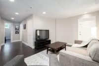 Elegant and Roomy Forest Getaway