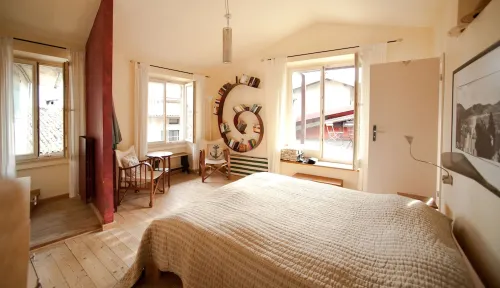 Lovely restored village house over Bogliaco Gargnano – very spacious