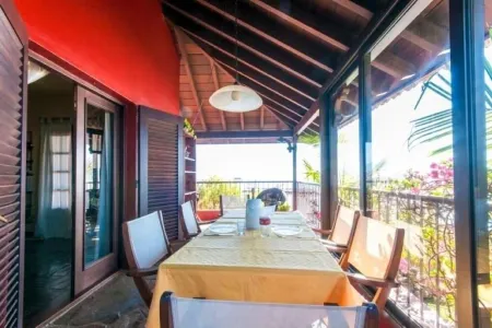 Luxury Villa. Sauna swimming pool