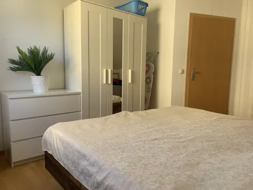 Quiet apartment on the outskirts of the city