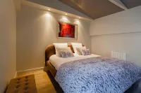 The Calm of a Loft on the Quays of the Bream - 10 min Metro