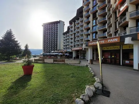 Apartment Balcon de villard-de-lans Отели в г. Виллар-де-Ланс
