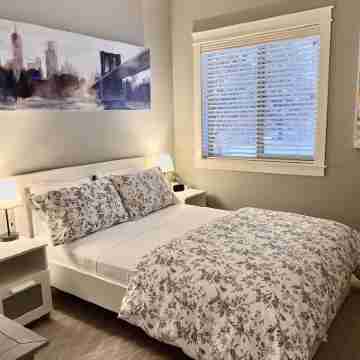 Bright 2 bdrm, 13 minutes from Silver Star/Golf/Lakes Rooms