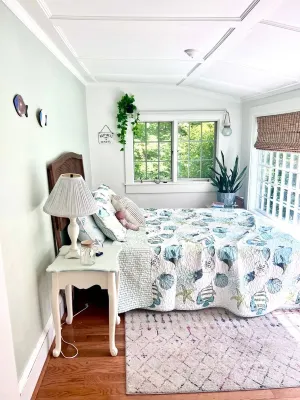 3BR 1. 5 Bath Beach Cottage near KPT/Beaches Hotels near Talbots Outlet