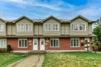 Modern 3br 3 ba house near downtown w/ amenities