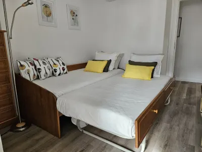 Arruda Luxury Apartment With AC
