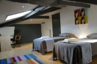 Mas 500m from Labeaume and the river, in a quiet location! Le Mas de Midygane