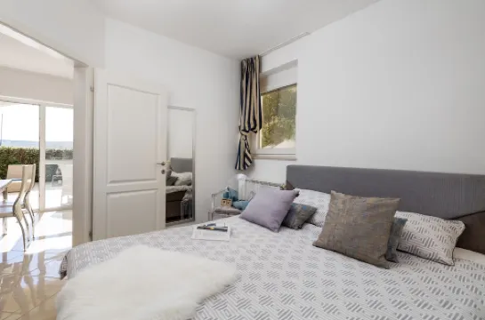 Charming apartment for 2-4 people in Cizici in Soline Bay - contact the owner